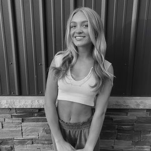 Meet your Posher, Oakley